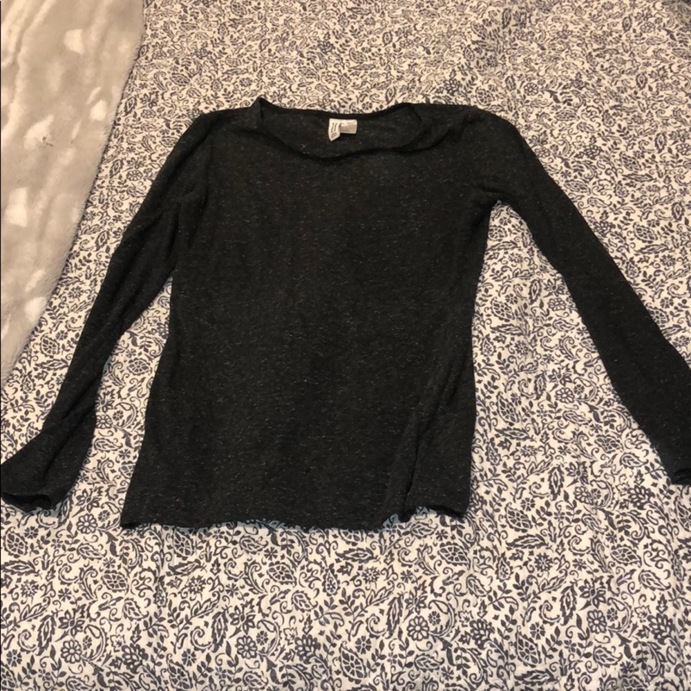grey long sleeve basic